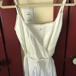 Aritzia Dresses - Aritzia white linen dress Aritzia Dresses - Aritzia white linen dress